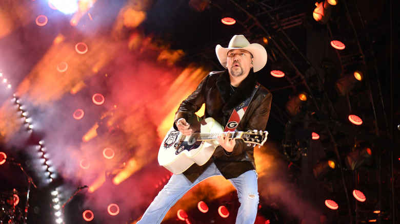 Jason Aldean wearing blackface for Halloween