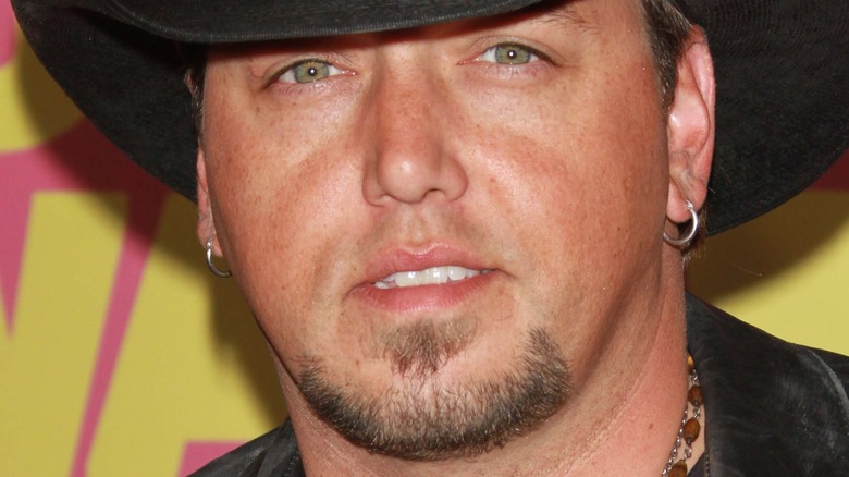 Jason Aldean smiling