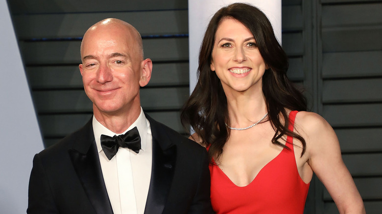 Jeff Bezos and MacKenzie Scott smiling