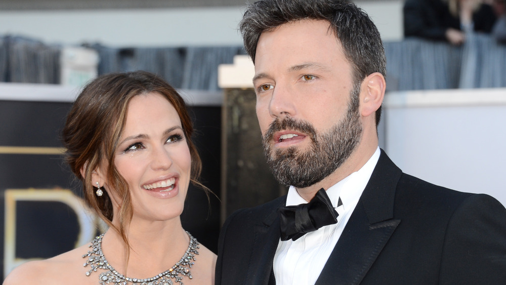 Jennifer Garner gazes at Ben Affleck at the Oscars in 2014