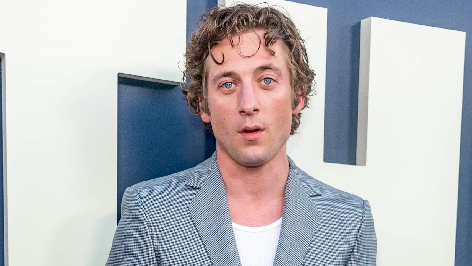 Jeremy Allen White's Daughters Ezer And Dolores Share A Famous