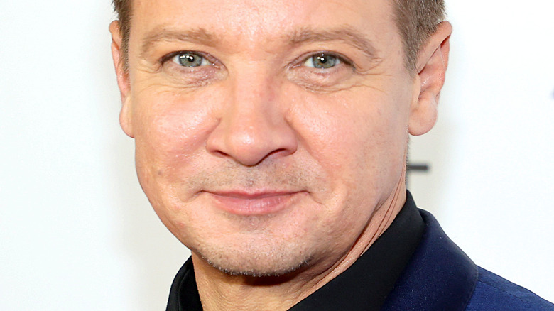 Jeremy Renner smiling