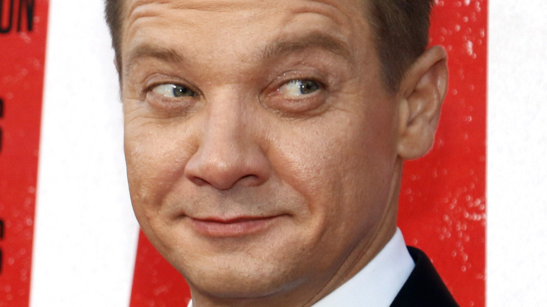 Jeremy Renner raised eyebrows