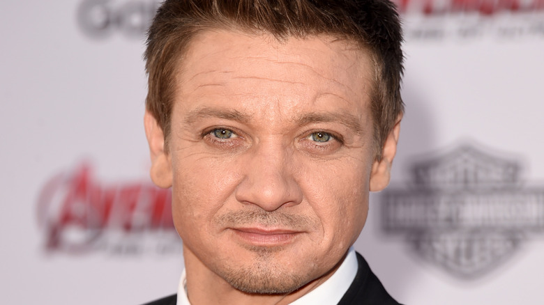 Jeremy Renner serious