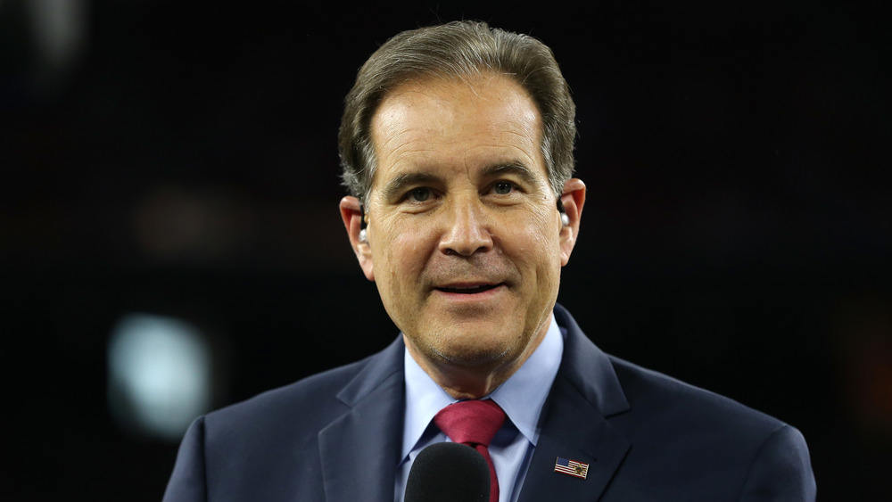 Jim Nantz reporting at an event