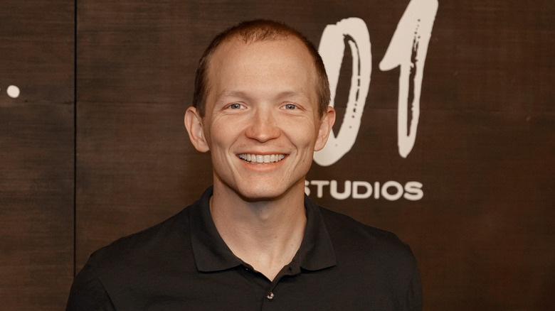 Jefferson White at world premiere of "1883" at Encore Beach Club