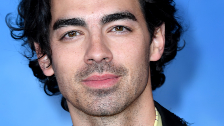 Joe Jonas on the red carpet 