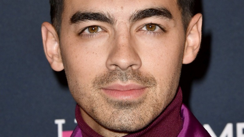 Joe Jonas posing in 2020