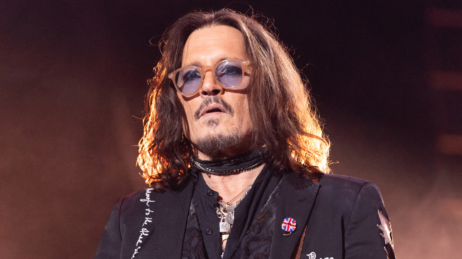 Johnny Depp's Gray Hair Transformation Was Worlds Away From His Signature Look