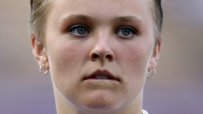 JoJo Siwa at a 2022 Dodger's game