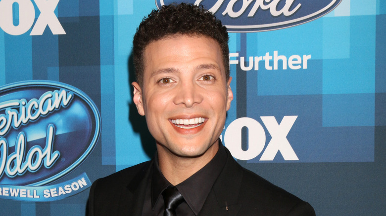 Justin Guarini smiling