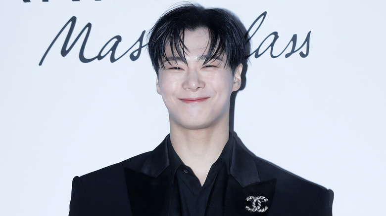 Moonbin of ASTRO smiling