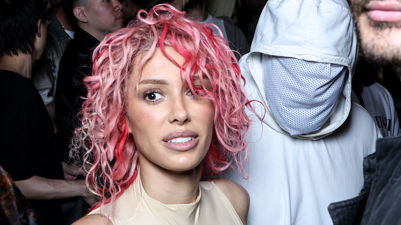 Bianca Censori with pink hair