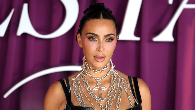 unsmiling Kim Kardashian