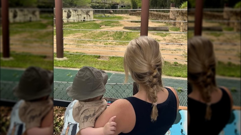 Karoline Leavitt and her son at the zoo.