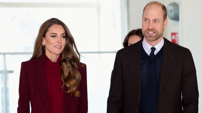 Kate Middleton and Prince William walking in a hospital
