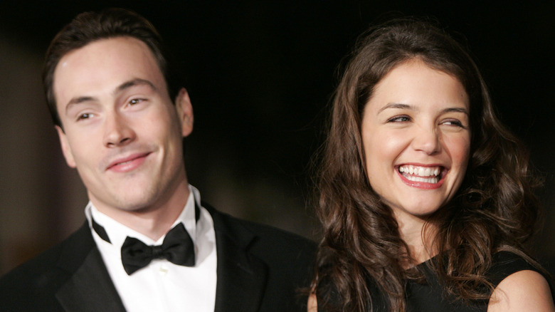 Chris Klein and Katie Holmes smiling at Ocean's Twelve premiere