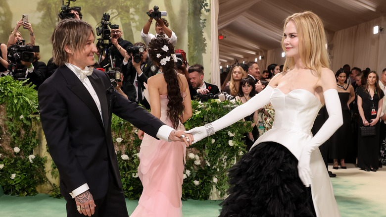 Keith Urban and Nicole Kidman smiling