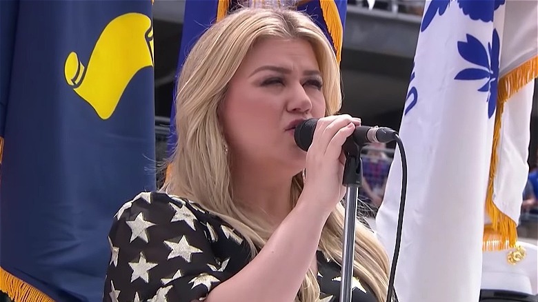 Kelly Clarkson performing
