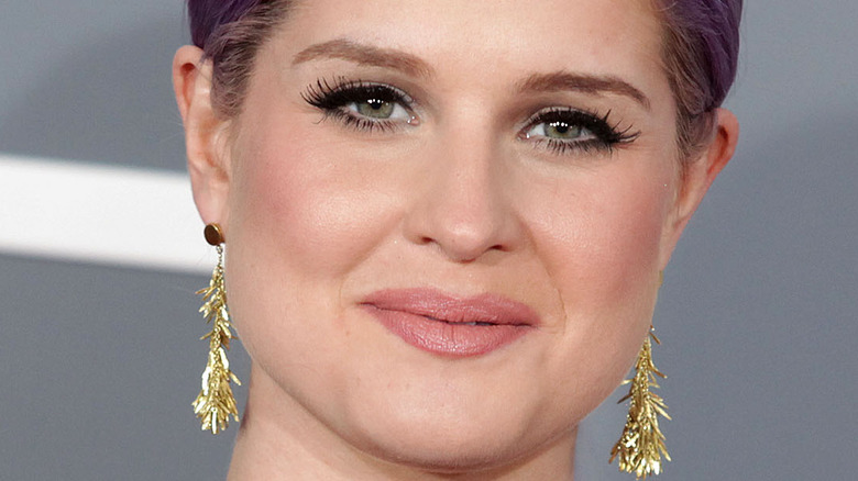 Kelly Osbourne soft smile