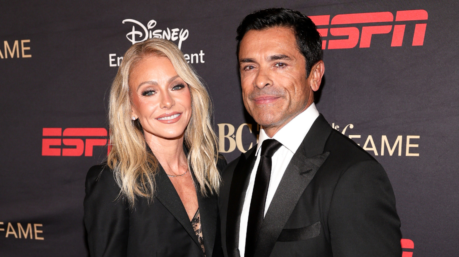 Kelly Ripa & Mark Consuelos Divorce Rumors: Why Their Haters Have It All Wrong