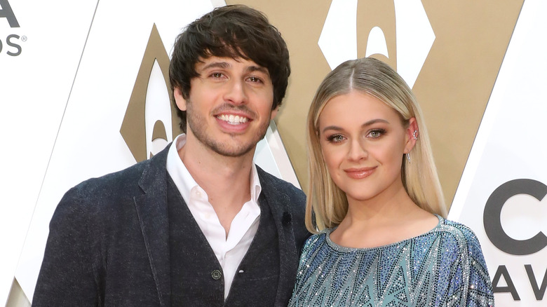 Morgan Evans, Kelsea Ballerini smiling