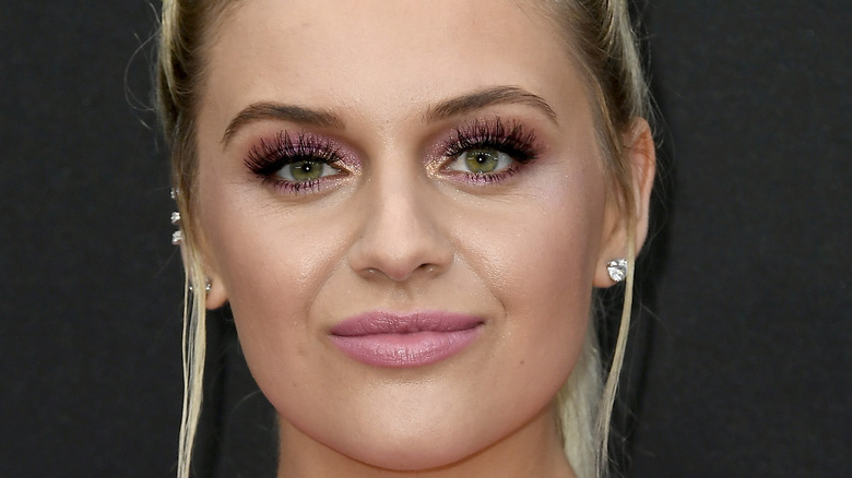 Kelsea Ballerini posing with ponytail