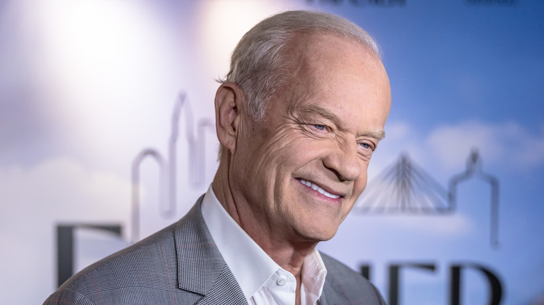 Kelsey Grammer posing