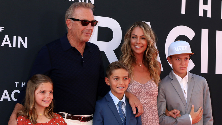 Kevin Costner Christine Baumgartner kids