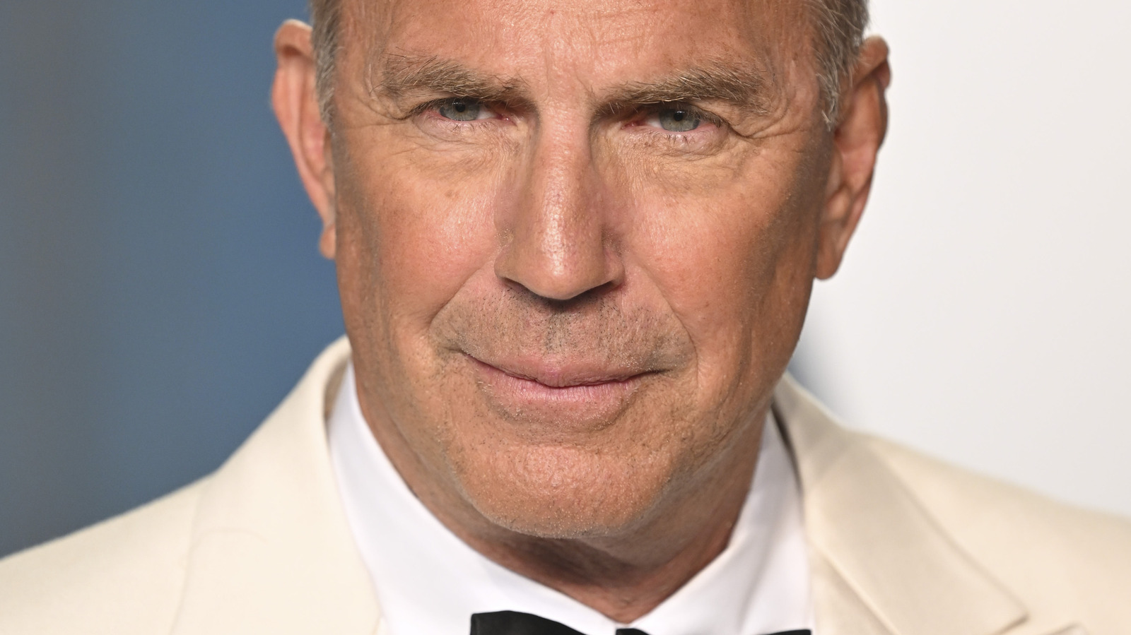 Kevin Costner S Lookalike Daughter Lily Costner Is A Talented Singer