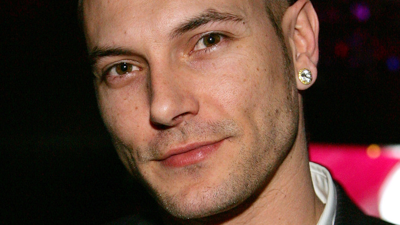 Kevin Federline smiling