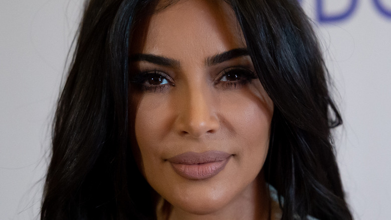 Kim Kardashian hair in eyes