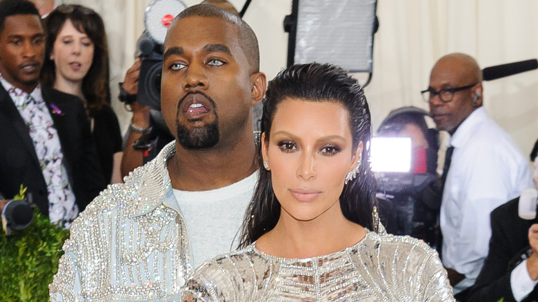 Kim and Kanye posing on met gala red carpet