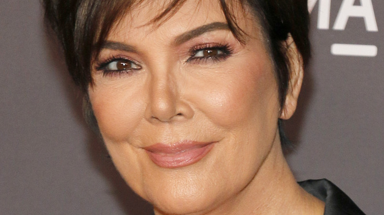 Kris Jenner poses red carpet 