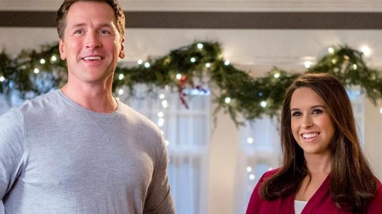 Paul Greene and Lacey Chabert in A Wish for Christmas