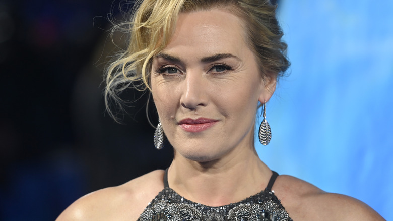 Kate Winslet smiling "Avatar" premiere