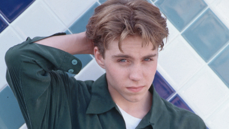 Jonathan Brandis posing