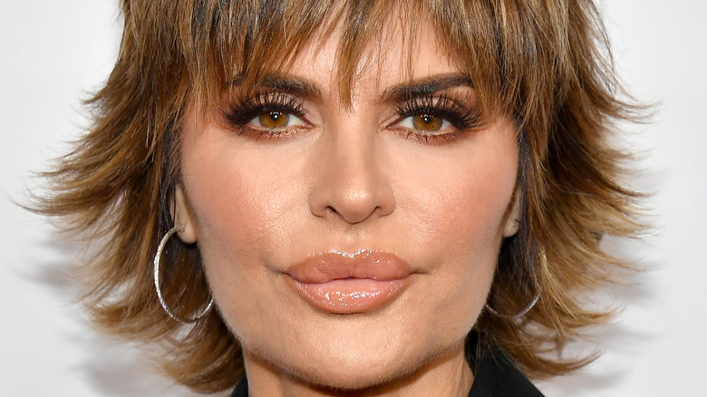 Lisa Rinna smiling