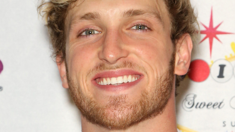 Logan Paul Smile 