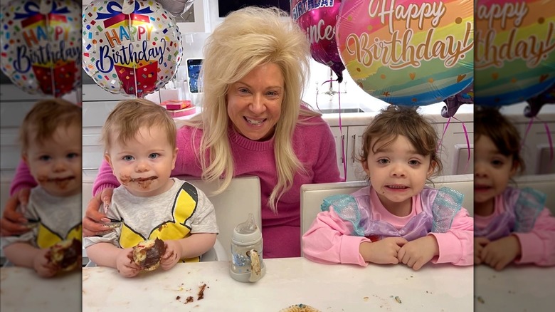 Theresa Caputo makeup-free while posing with grandkids