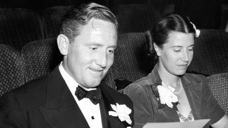 Spencer Tracy and Louise Treadwell reading