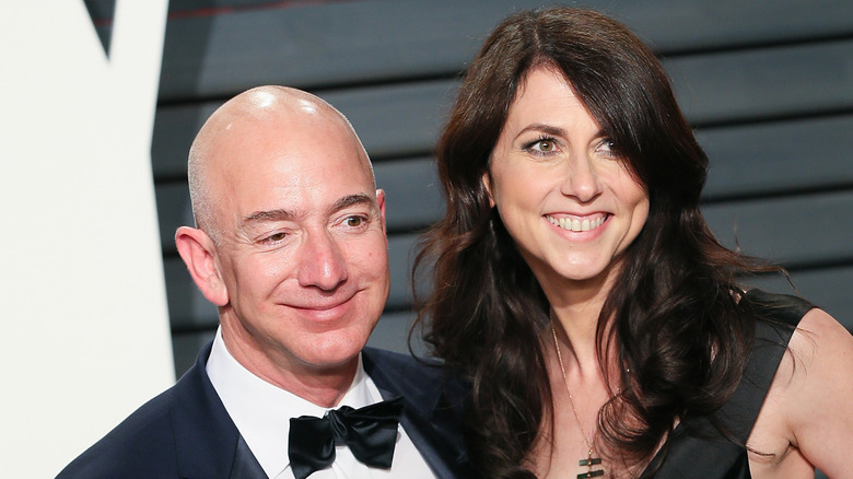  MacKenzie Scott and Jeff Bezos smiling