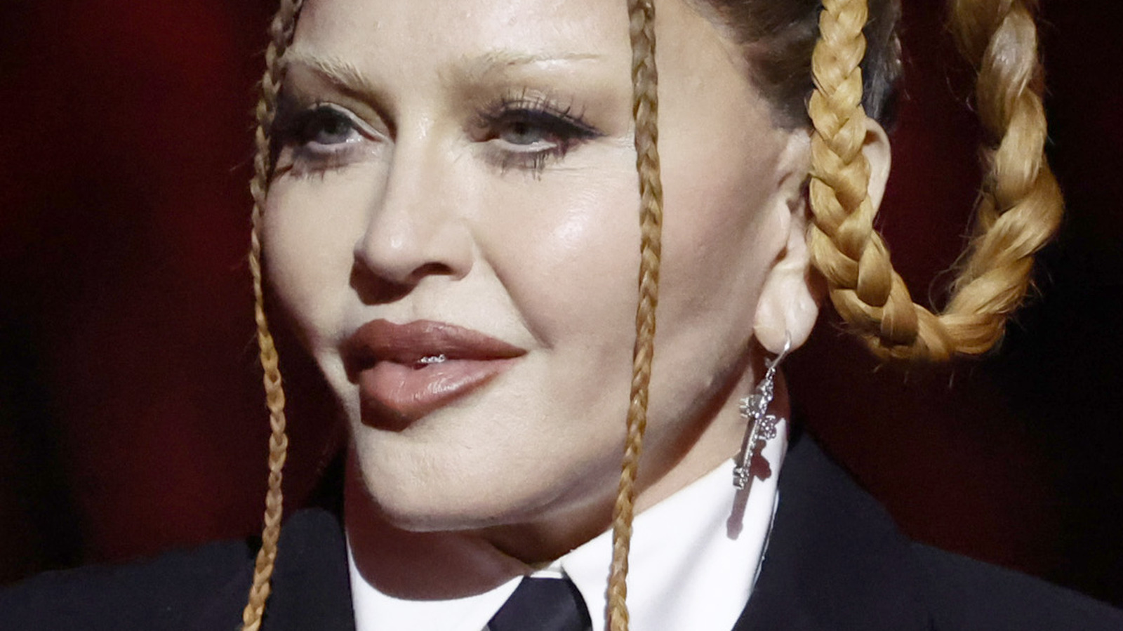 Madonna's Blue Hair: A Reflection of Her Ever-Changing Image - wide 9