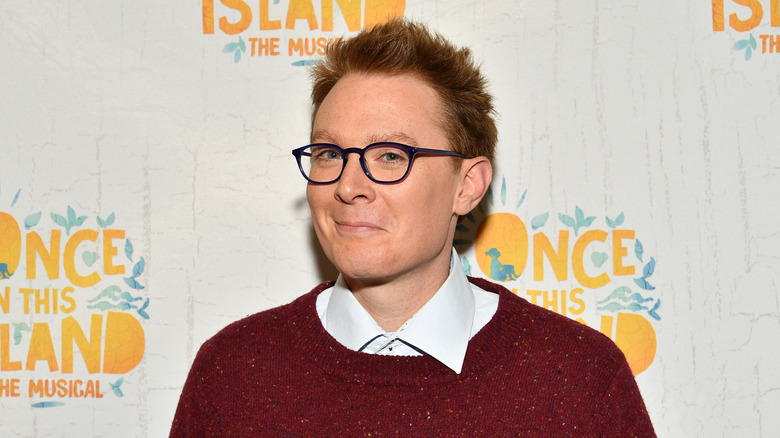 Clay Aiken smirking