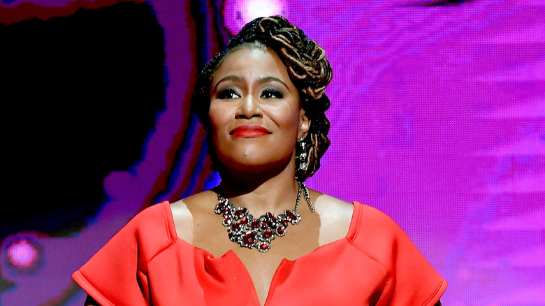 Mandisa performing