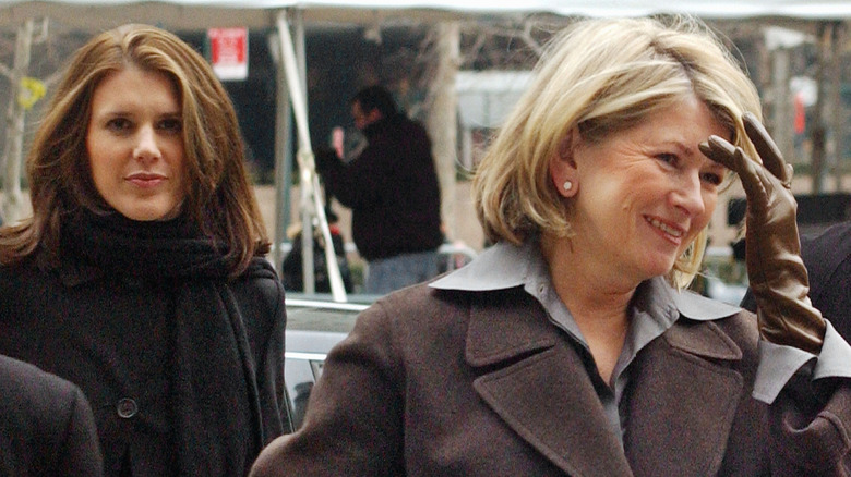Alexis Stewart following her mother into court in 2004.