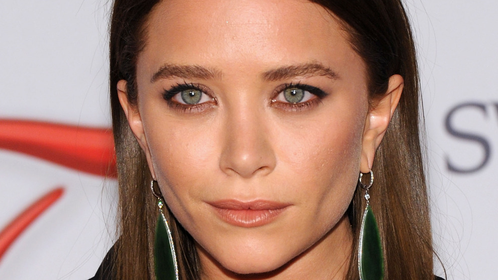 Mary Kate Olsen green eyes