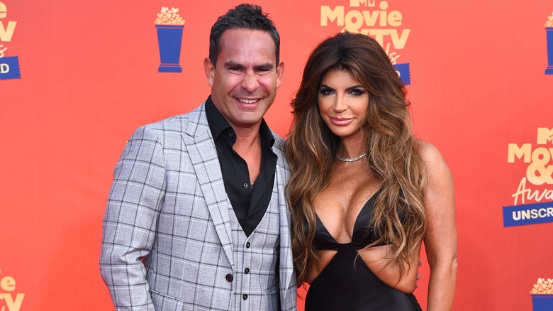 Luis Ruelas and Teresa Giudice posing
