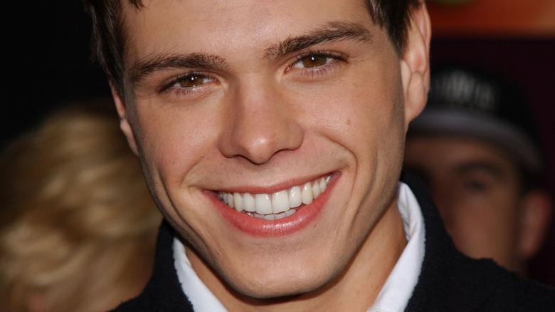 Matthew Lawrence attending a premiere