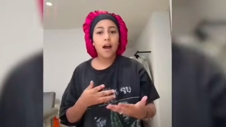 North West giving a makeup review 